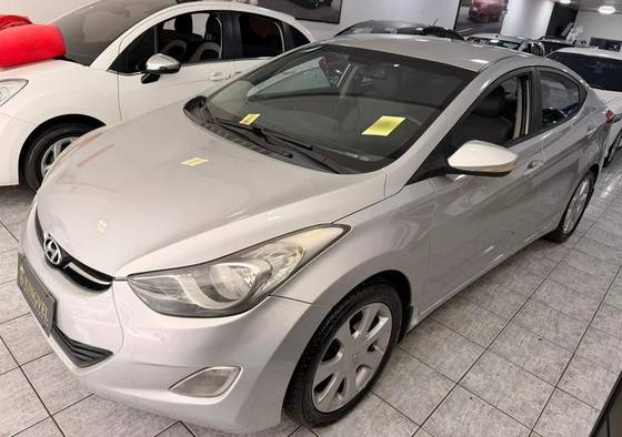 HYUNDAI ELANTRA 1.8 GLS 16V GASOLINA 4P AUTOMÁTICO
